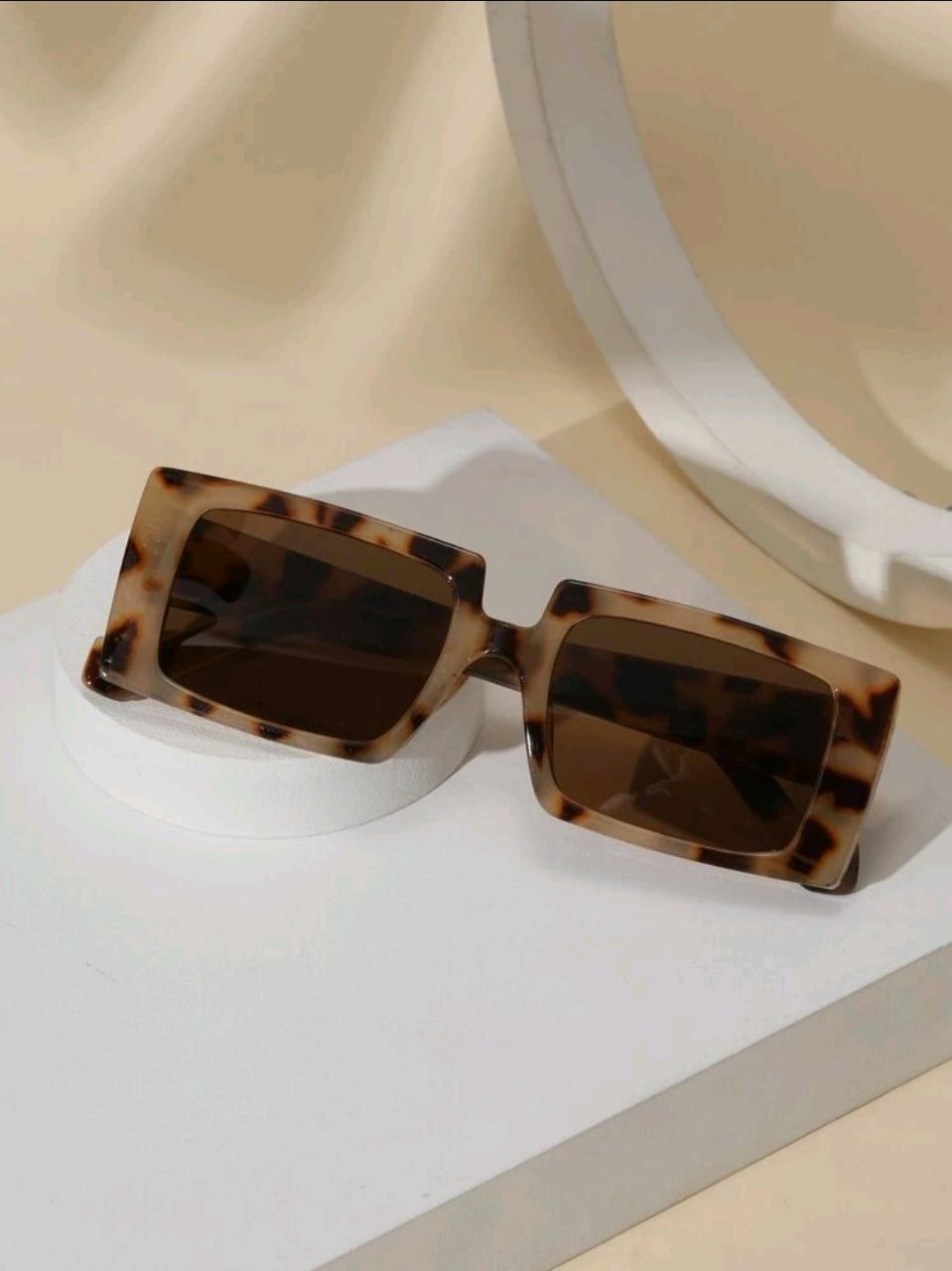 Unisex Retro Small Frame Rectangular Leopard Print Bohemian Plastic Sunglasses