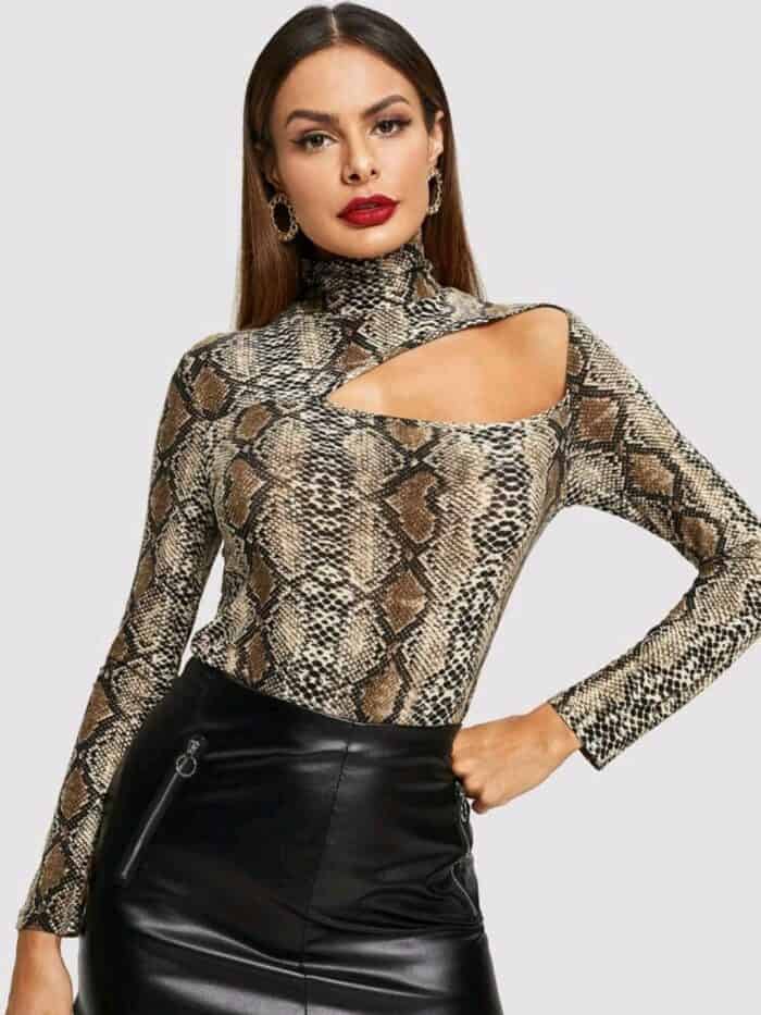 SHEIN Cutout Front Snake Skin Print Fitted Tee