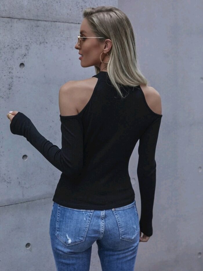 Cold Shoulder Studded Detail Slim Tee - Image 5