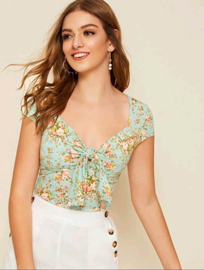 SHEIN Floral Print Sweetheart Neck Tie Front Top