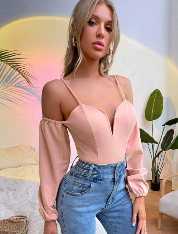 Cold Shoulder Solid Slim Top - Image 4