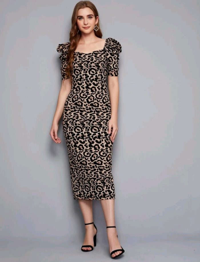 SHEIN Leopard Print Puff Sleeve Slit Hem Dress