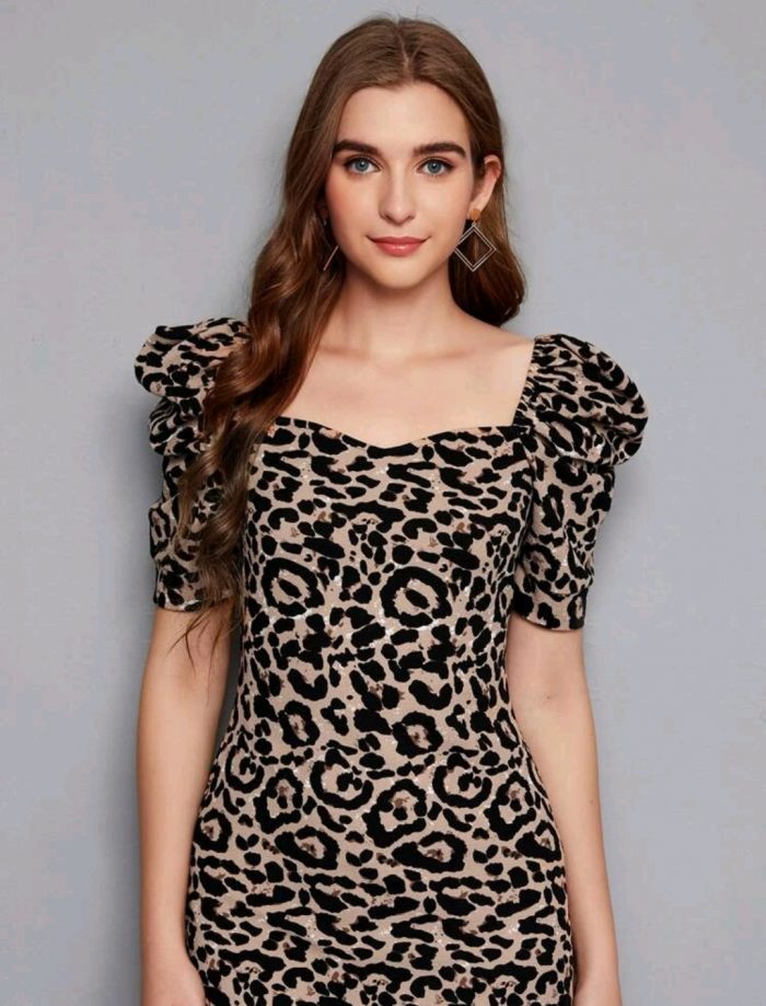 SHEIN Leopard Print Puff Sleeve Slit Hem Dress - Image 4