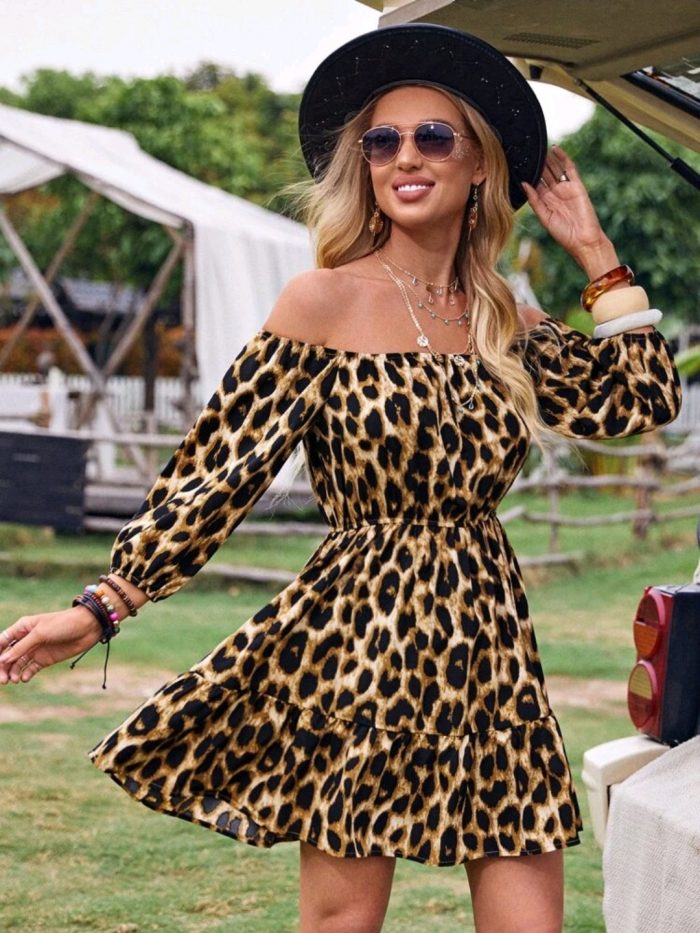 SHEIN Off Shoulder Leopard Dress Without Belt - Image 4