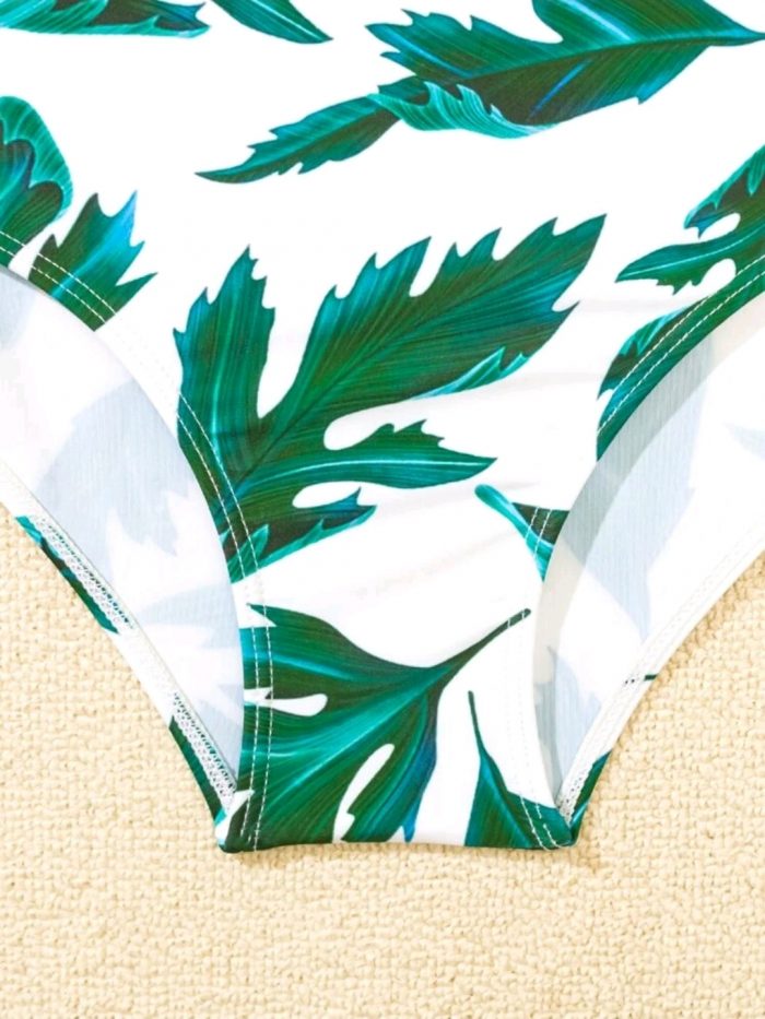 Leaf Print Ruffle Hem Bikini Swimsuit - Image 5
