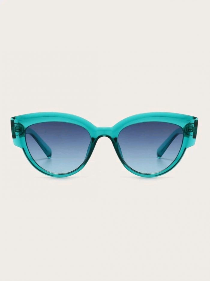 Cat Eye Sunglasses - Image 4