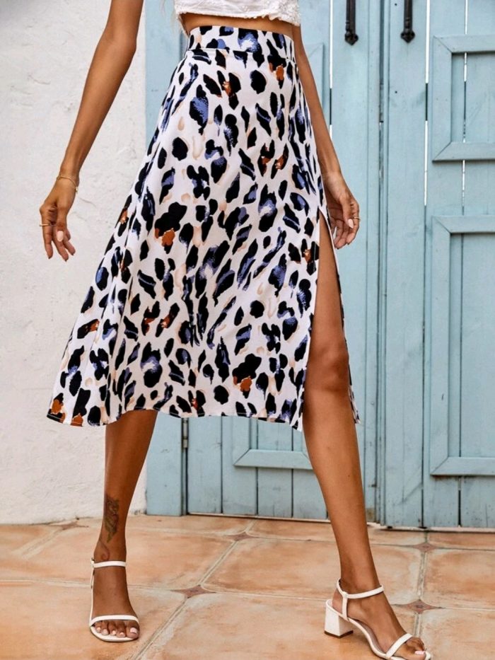 Allover Print Split Hem Skirt - Image 2