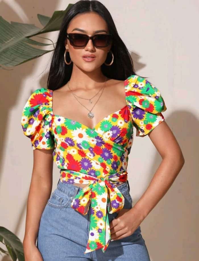 SHEIN Daisy Floral Puff Sleeve Wrap Top