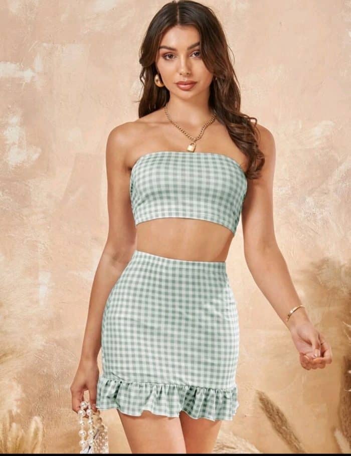 SHEIN Gingham Print Tube Top & Ruffle Trim Skirt Set