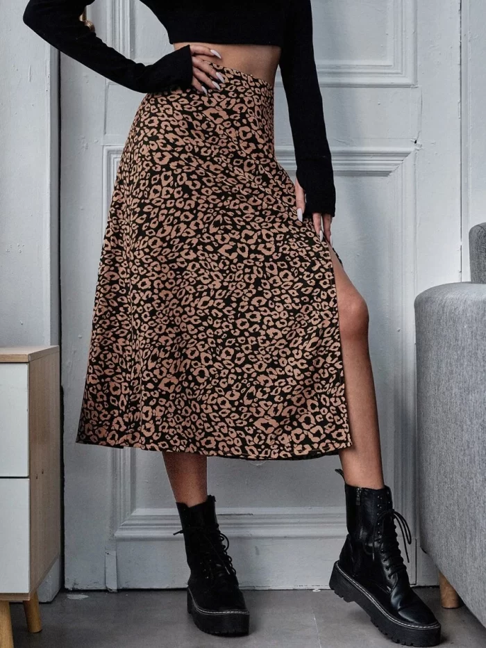 All Over Print Split Thigh Skirt - Image 4