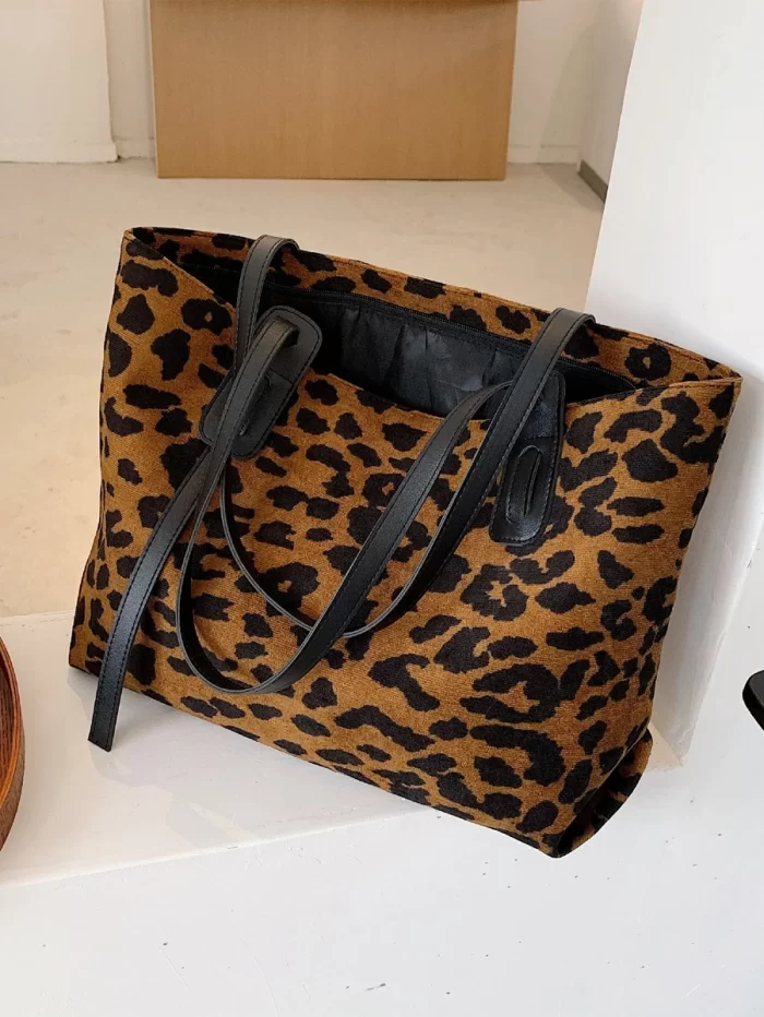 Leopard Large Capacity Tote Bag