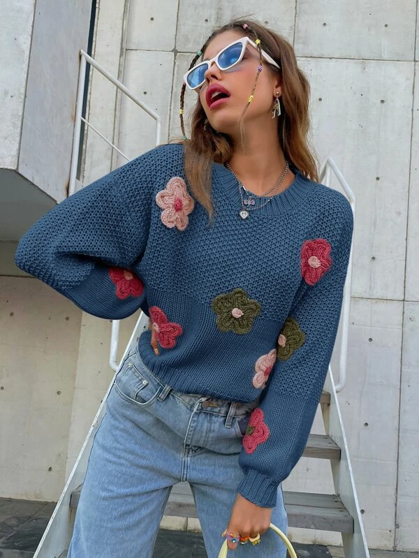 Appliques Detail Lantern Sleeve Sweater