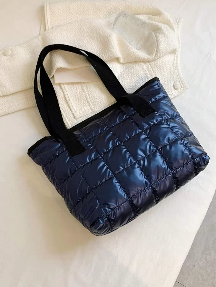 Large Capacity Quilted Shoulder Tote Bag - Image 4