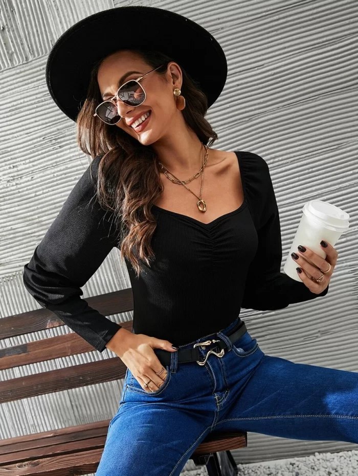 Bishop Sleeve Sweetheart Neck Ruched Tee - Image 4
