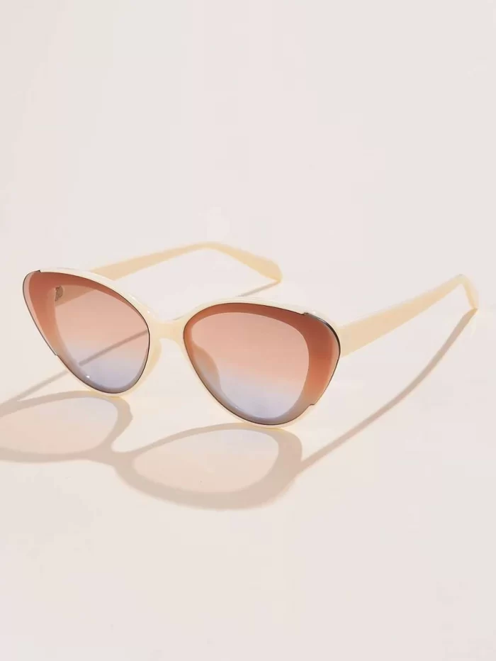 Ombre Lens Cat Eye Fashion Glasses - Image 2