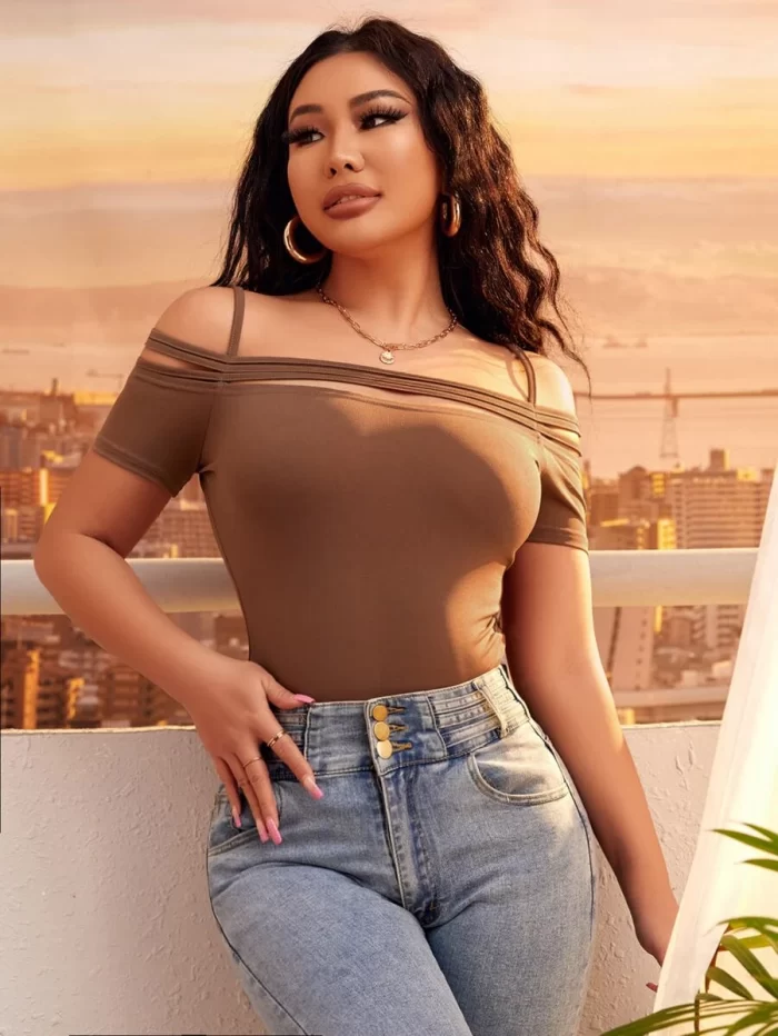 SHEIN SXY Cold Shoulder Cut Out Front Tee - Image 5