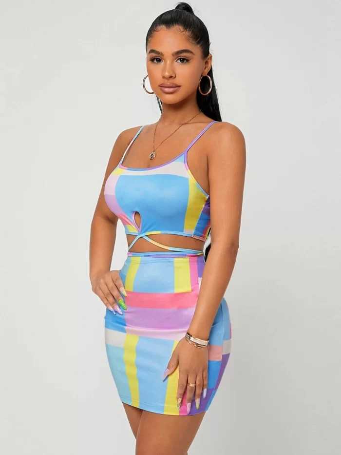 SHEIN SXY Color Block Cut Out Front Crisscross Tie Back Cami Top & Bodycon Skirt - Image 5