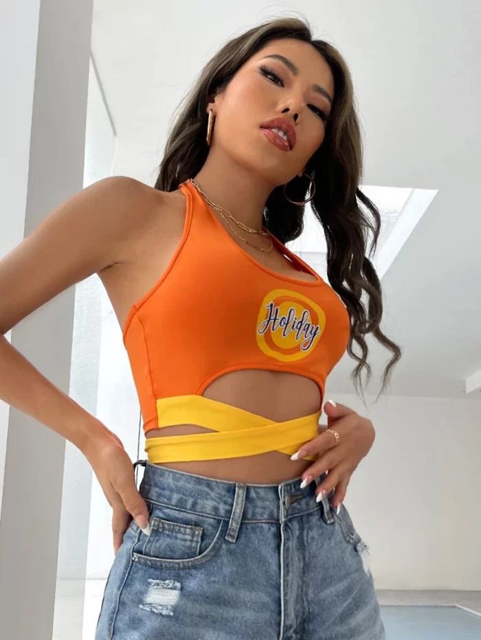 Halter Neck Colorblock Letter Graphic Tie Back Crop Top - Image 4