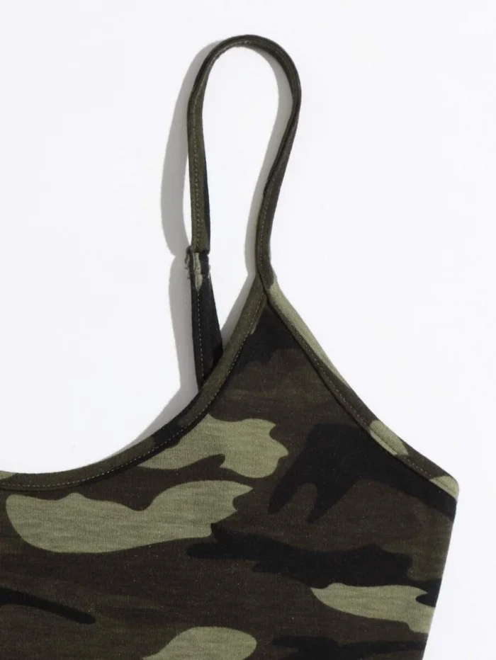 SHEIN Split Hem Camo Bodycon Dress - Image 3