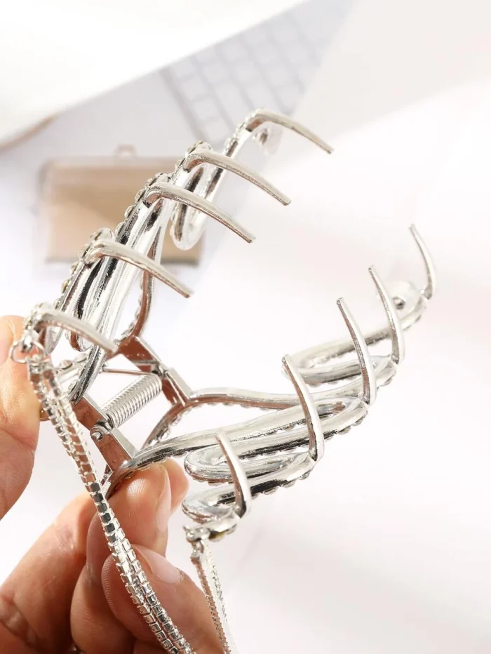 Rhinestone Snake Design Hair Claw - Image 4