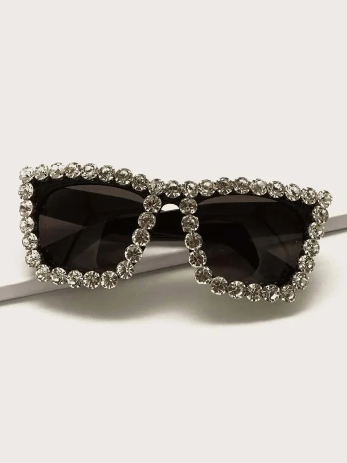 Rhinestone Decor Frame Fashion Glasses With Case - Image 3