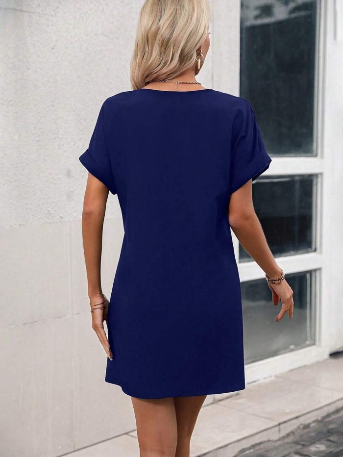 Figure Graphic Batwing Sleeve Tunic Dress - Image 2