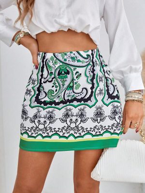 SHEIN VCAY Paisley Print Skirt