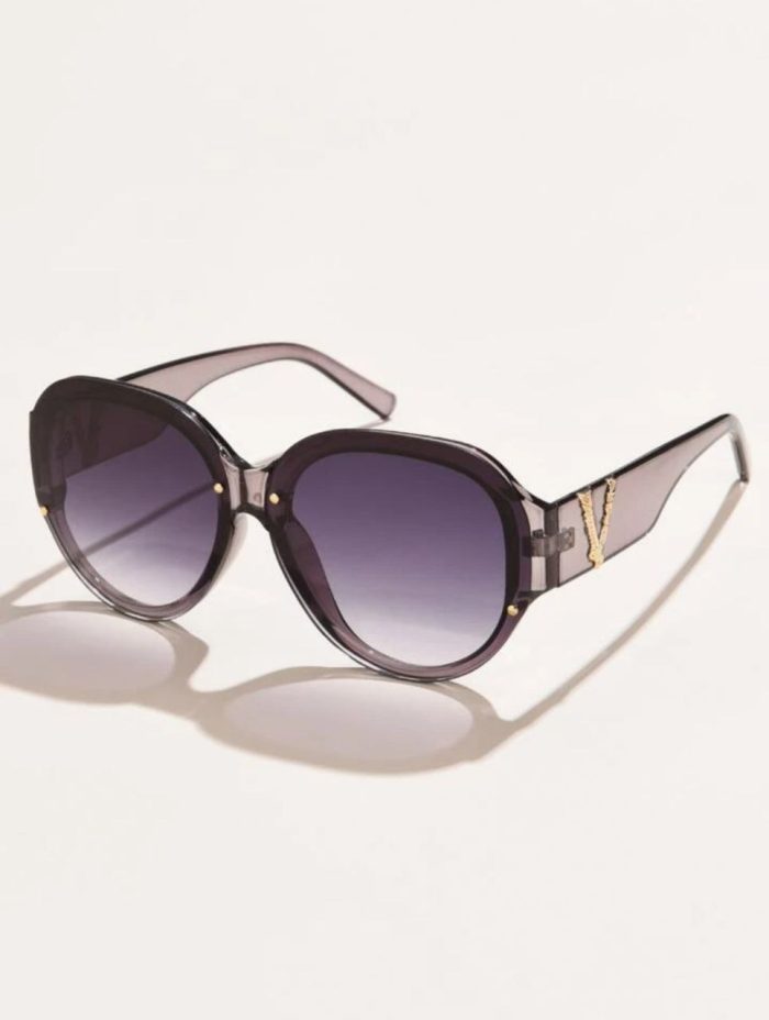 Round Frame Sunglasses - Image 3