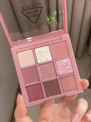 9-Color Eyeshadow Palette, 1Pc Highly Pigmented Matte & Shimmer Powder Pallet Long-Lasting Eye Shadow