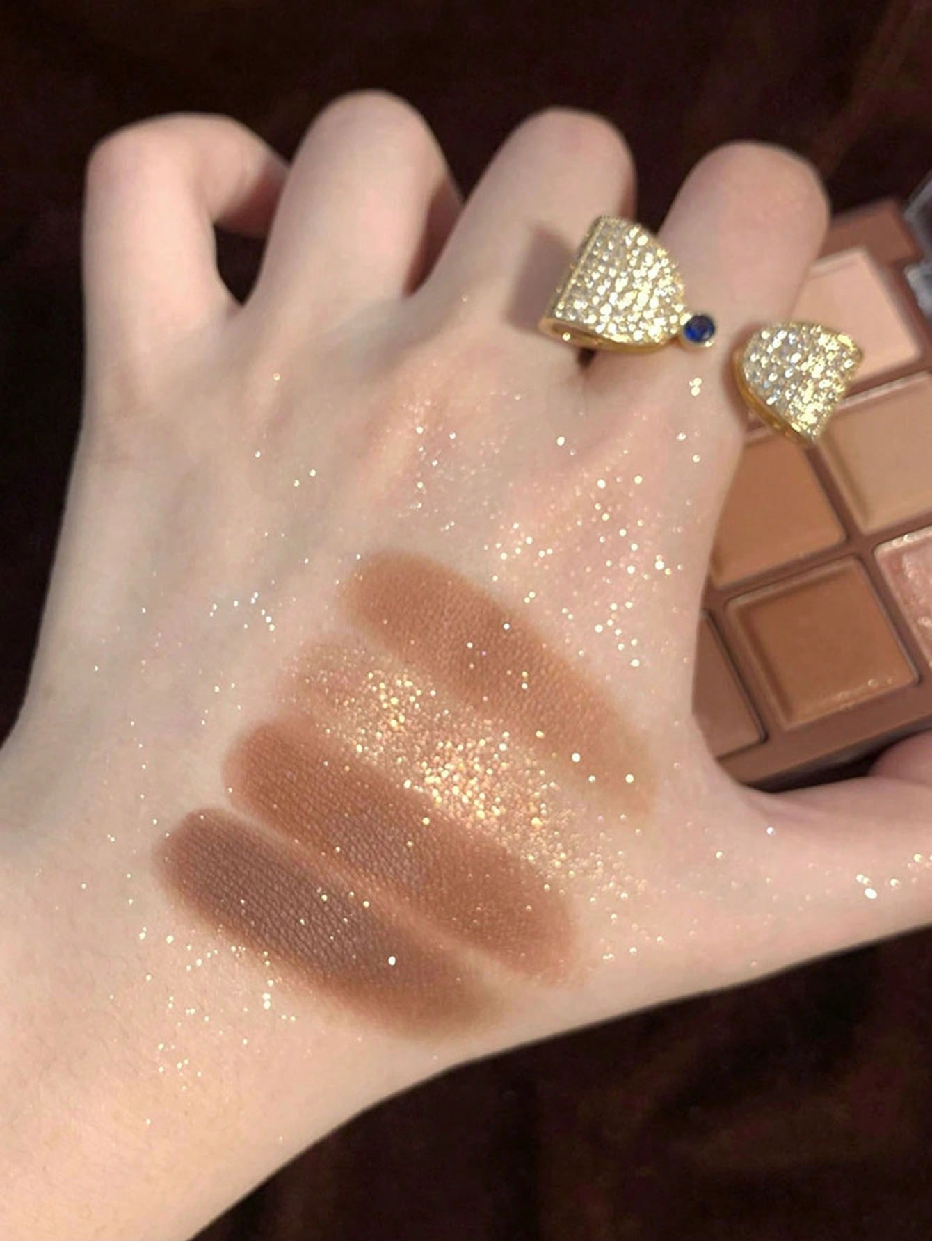 9-Color Eyeshadow Palette, Shimmer & Matte Smudge Proof Eye Shadow Makeup Product For Daily Use - Image 2