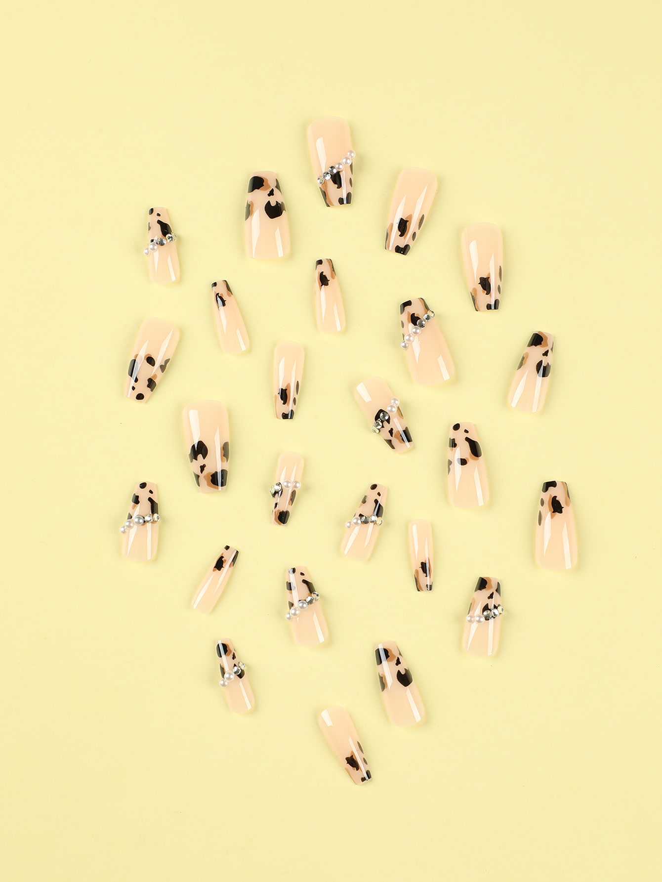 Elevate Your Style with 24pcs Long Coffin Leopard Print Pearl Fake Nail & 1pc Nail File & 1sheet Nail Tape - Image 4