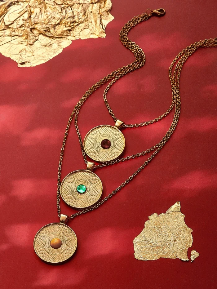 Round Charm Layered Necklace - Image 3