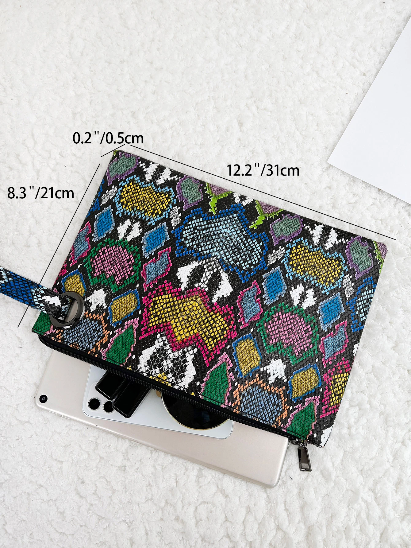 Fashionable Color Collision Snake Print Large Capacity Zipper Wrist Bag - Image 3