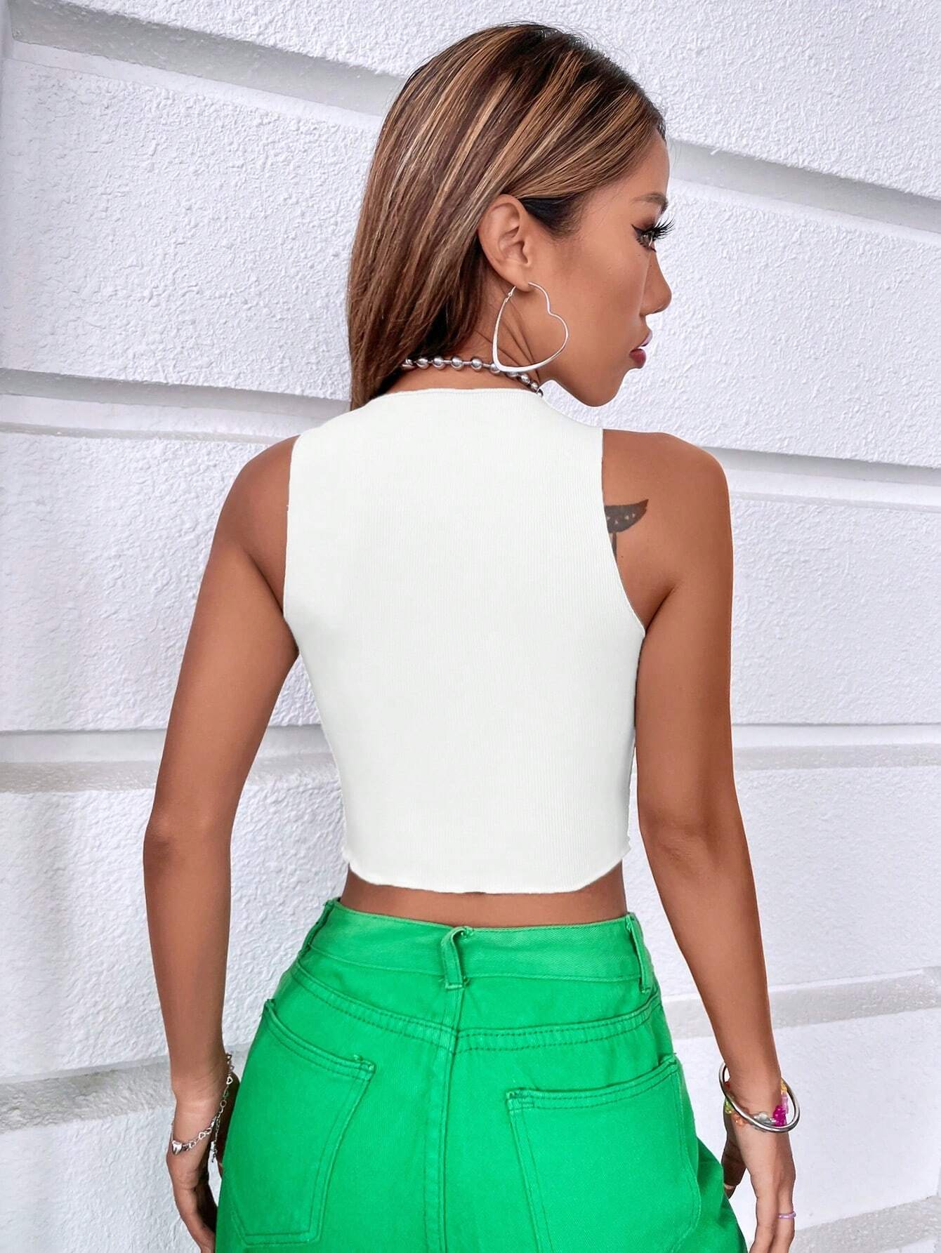 SHEIN EZwear Palm Tree & Slogan Graphic Notched Neck Tank Top - Image 2