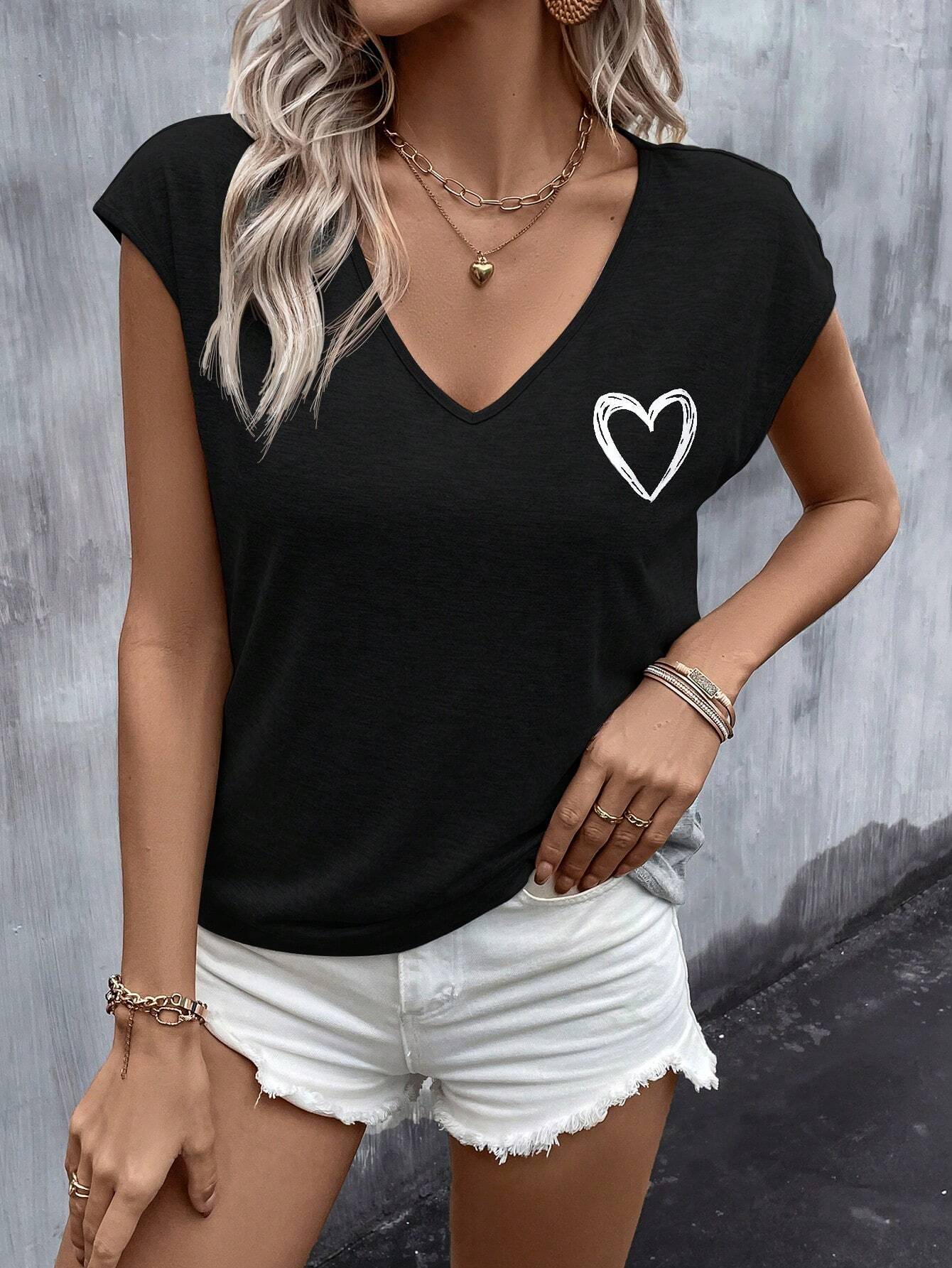 SHEIN LUNE Summer Outfits Heart Print Batwing Sleeve Tee
