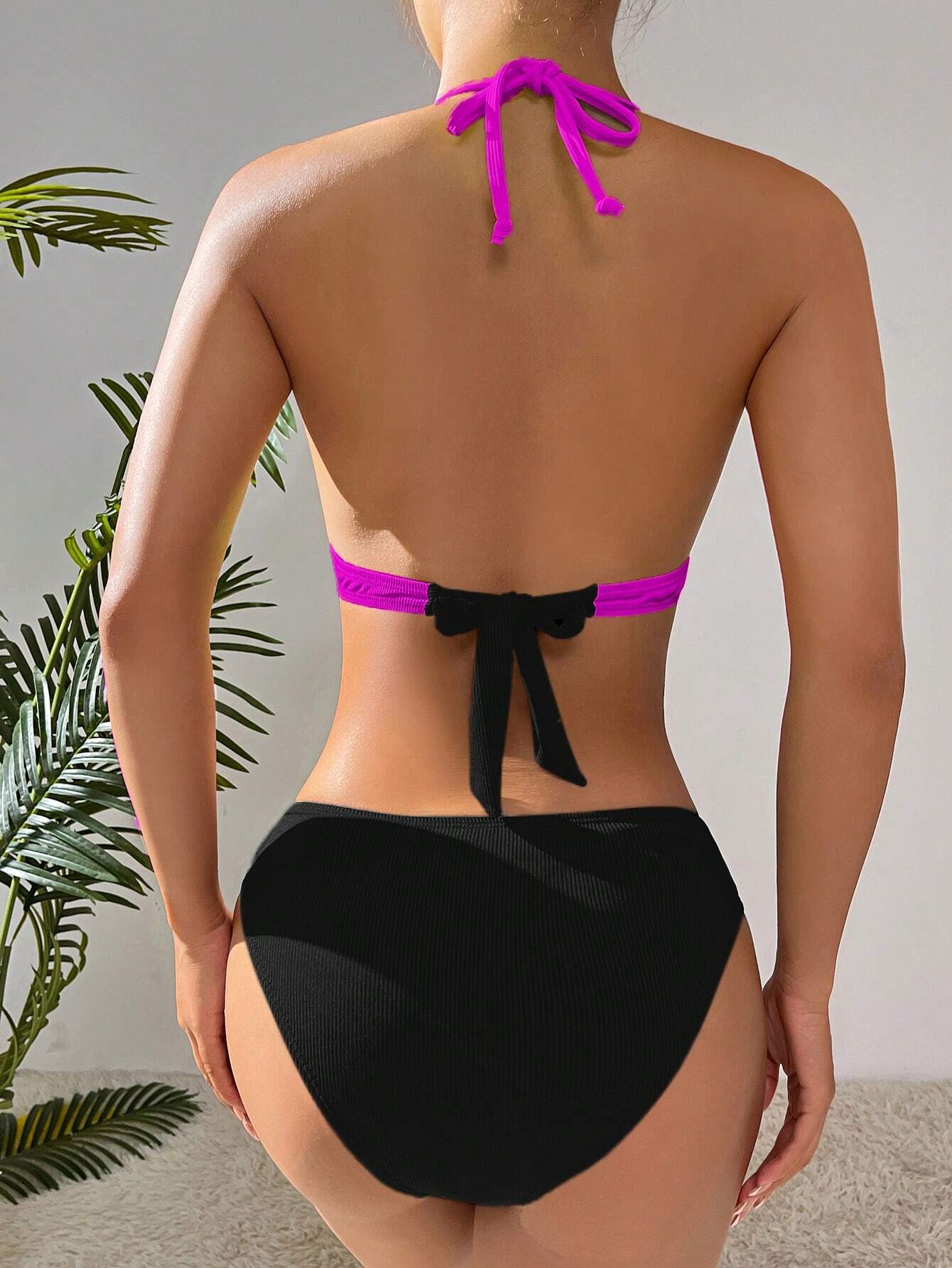 SHEIN Swim Women's Color-Block Halter Neck Strap Bikini Set For Vacation & Swimming Pool - Image 2