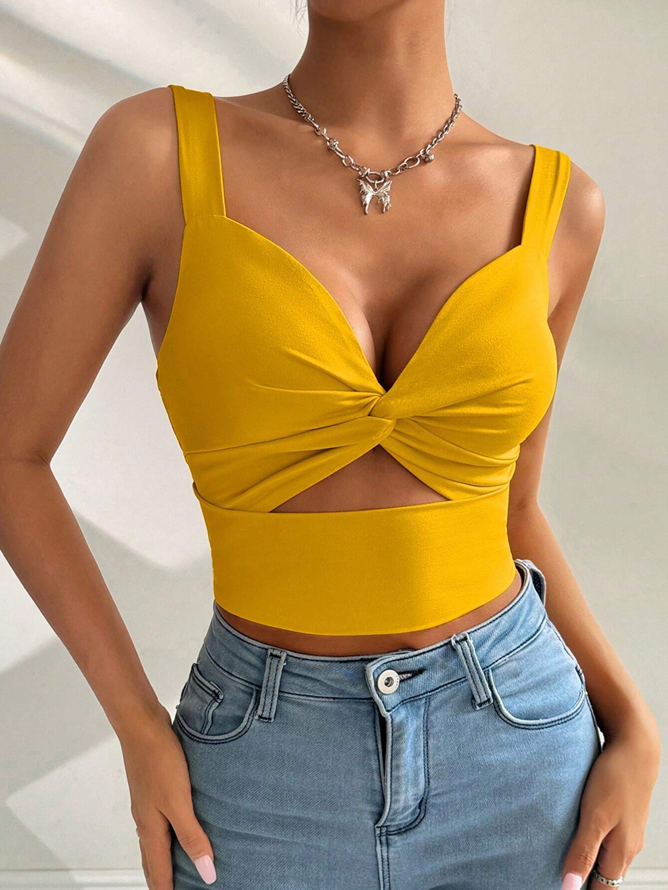 Women's Summer Solid Color Twist Hollow Out Sexy Camisole