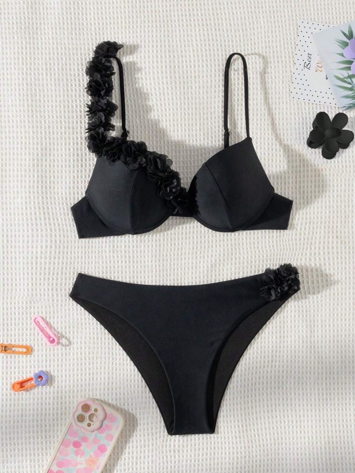 SHEIN Swim SXY Women's Summer Beach Solid Color Splicing 3D Flower Bikini, Push Up, Underwire, Two-Piece Swimsuit Set - Image 3