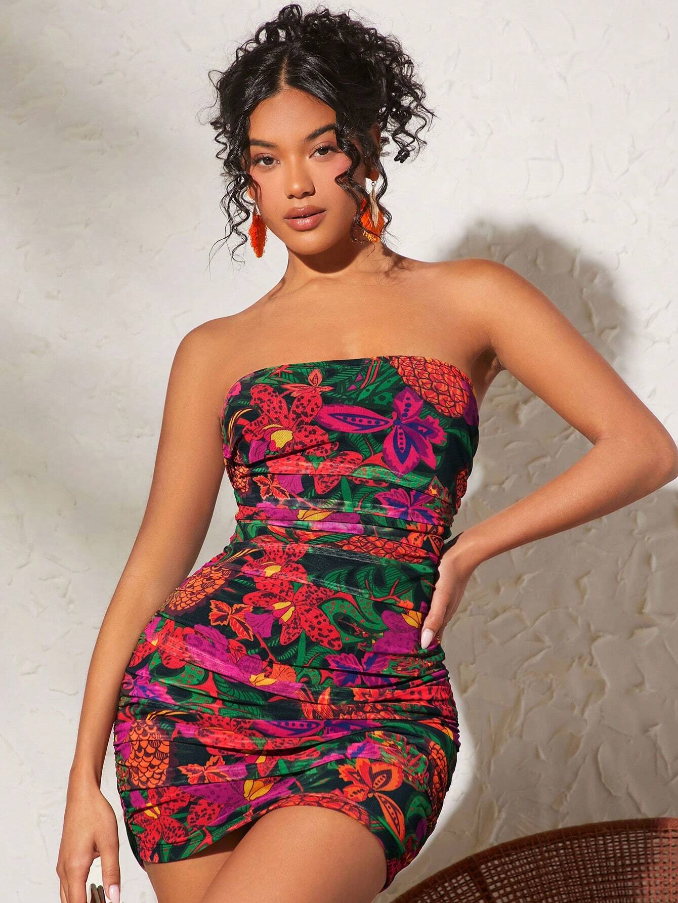 SHEIN TRVLCHIC Vacation Style Strapless Pleated Floral Knit Mesh Dress For Women