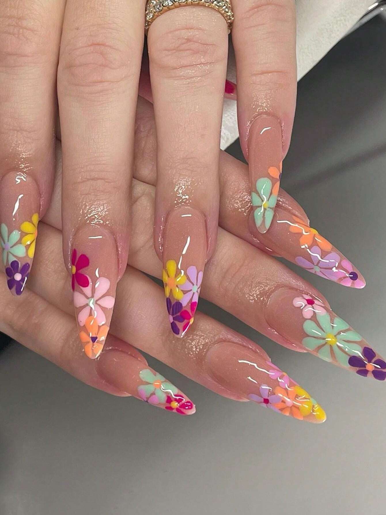 24pcs Daisy Long Stiletto Flower Pattern Full Cover Press On Fake Nail