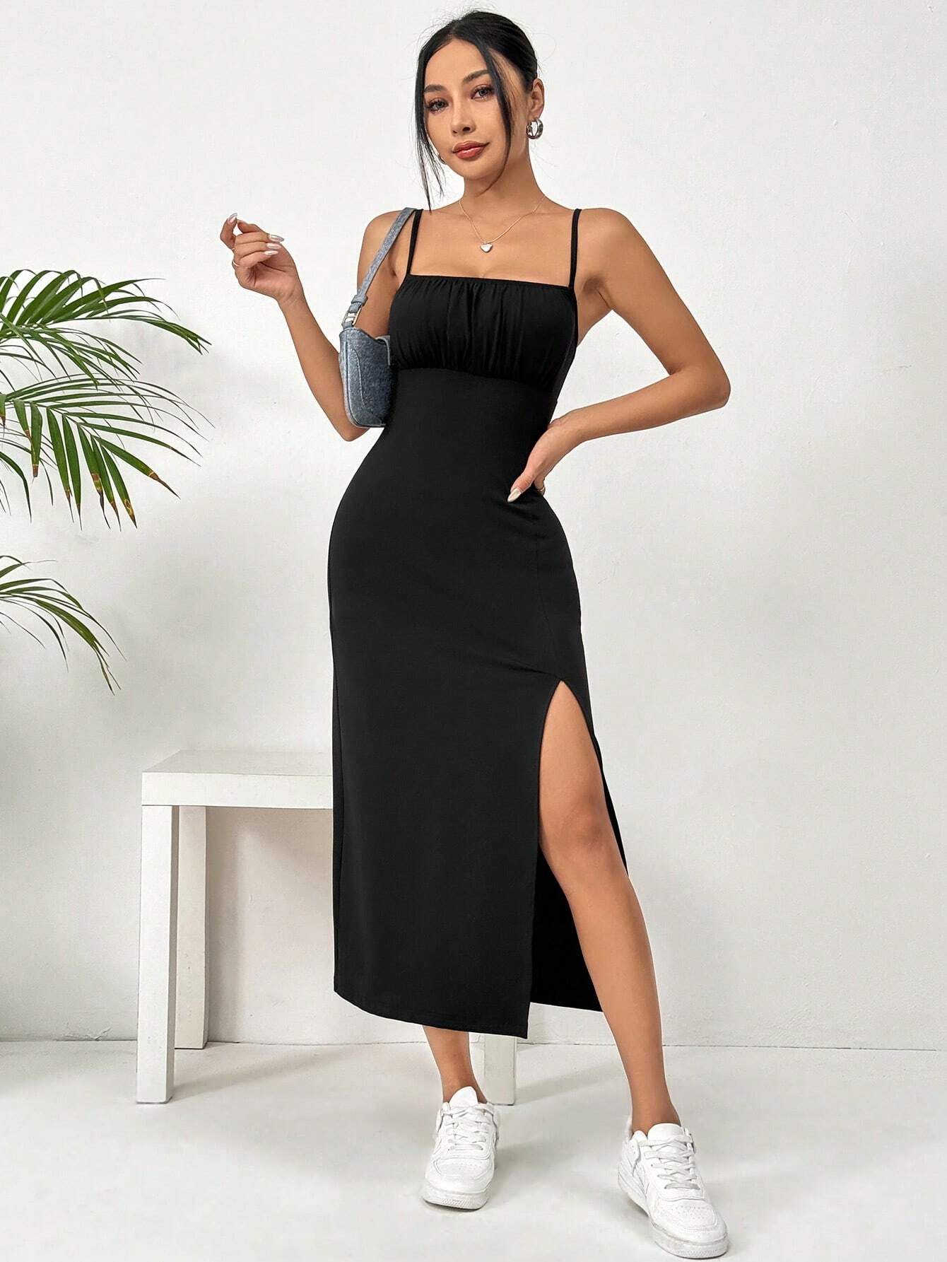 SHEIN EZwear Ladies' Solid Color Simple Daily High Side Split Strappy Dress