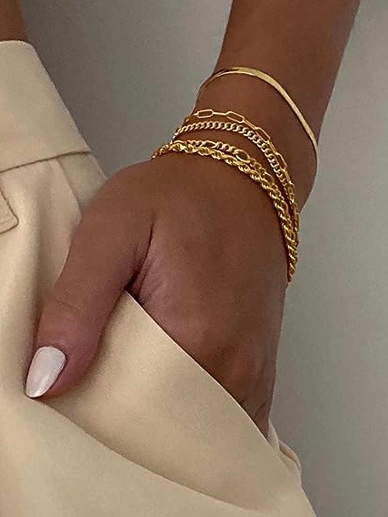 5pcs New Fashion 14k Gold Plated Stainless Steel Material Waterproof Tarnish Resistant Twisted, Snake & Beaded Chain Bracelet Set - Image 2