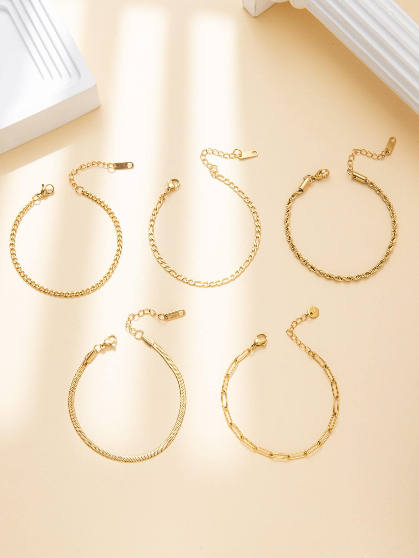 5pcs New Fashion 14k Gold Plated Stainless Steel Material Waterproof Tarnish Resistant Twisted, Snake & Beaded Chain Bracelet Set - Image 4