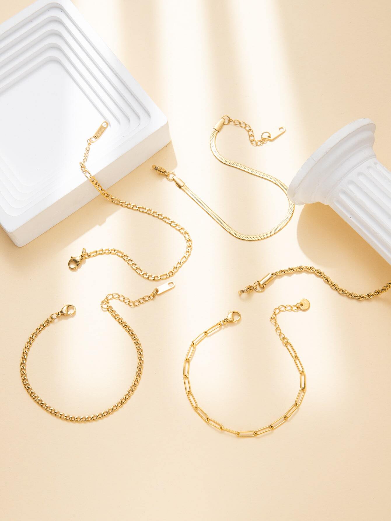 5pcs New Fashion 14k Gold Plated Stainless Steel Material Waterproof Tarnish Resistant Twisted, Snake & Beaded Chain Bracelet Set - Image 5