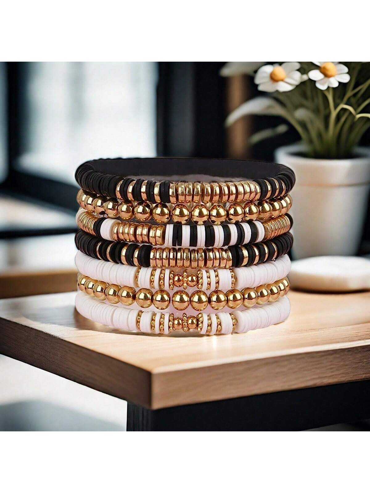7pcs Fashionable Black And White Soft Ceramic Casual Beach Bracelet Set