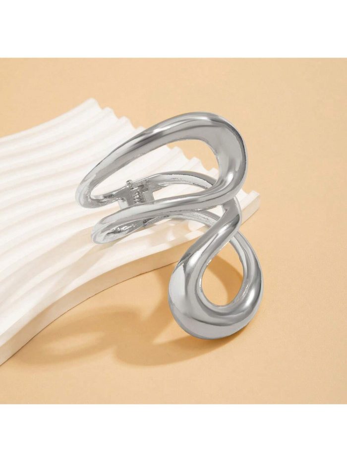 1pc Exaggerated Metallic Circular Bangle With Hollow Out Asymmetrical Shapes, Simple & Stylish Ladies All-Match Sexy Bracelet - Image 2