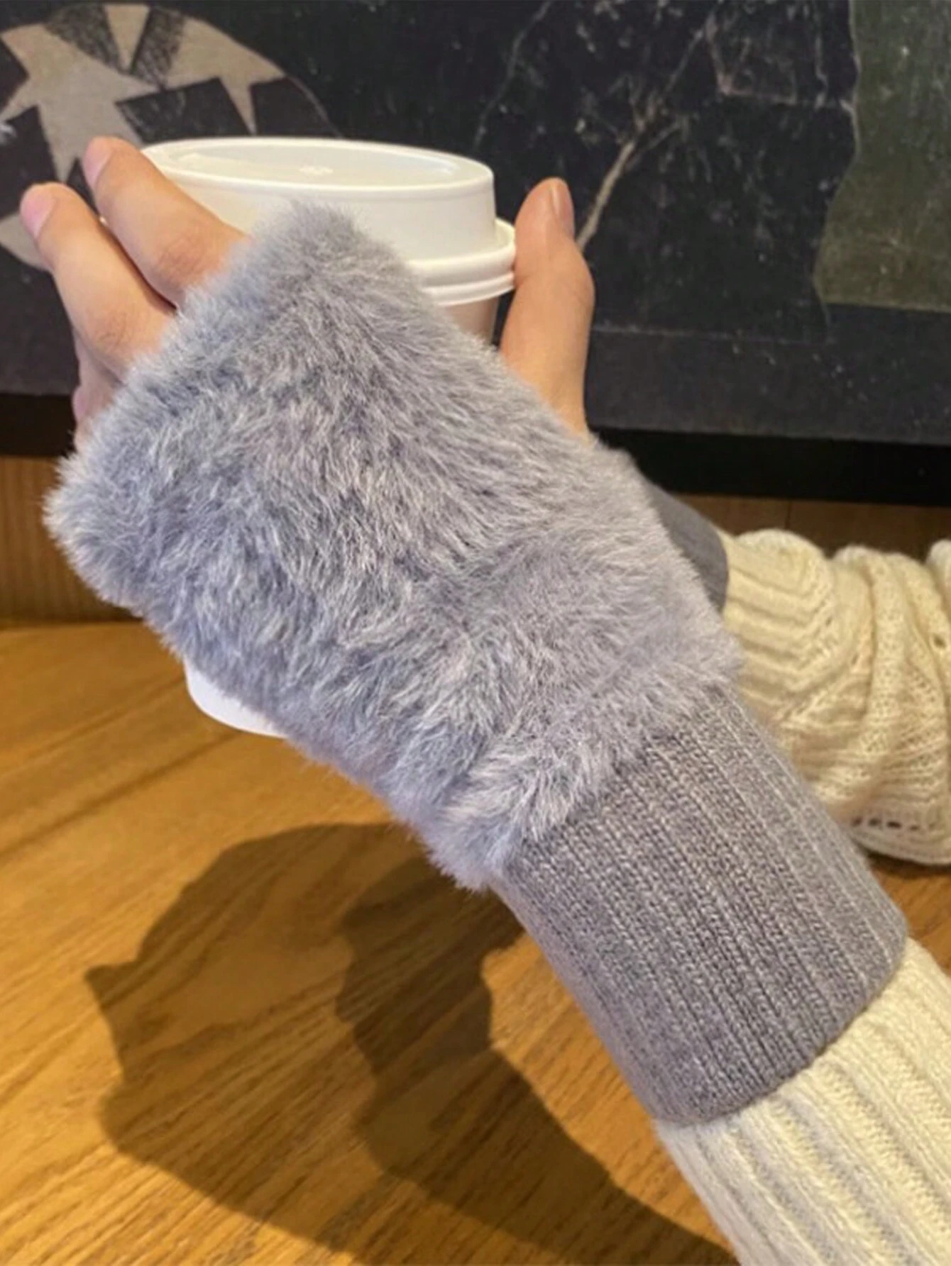 1pair Women Fluffy Solid Color Warm Fingerless Gloves, Knitted Wrist Warmers