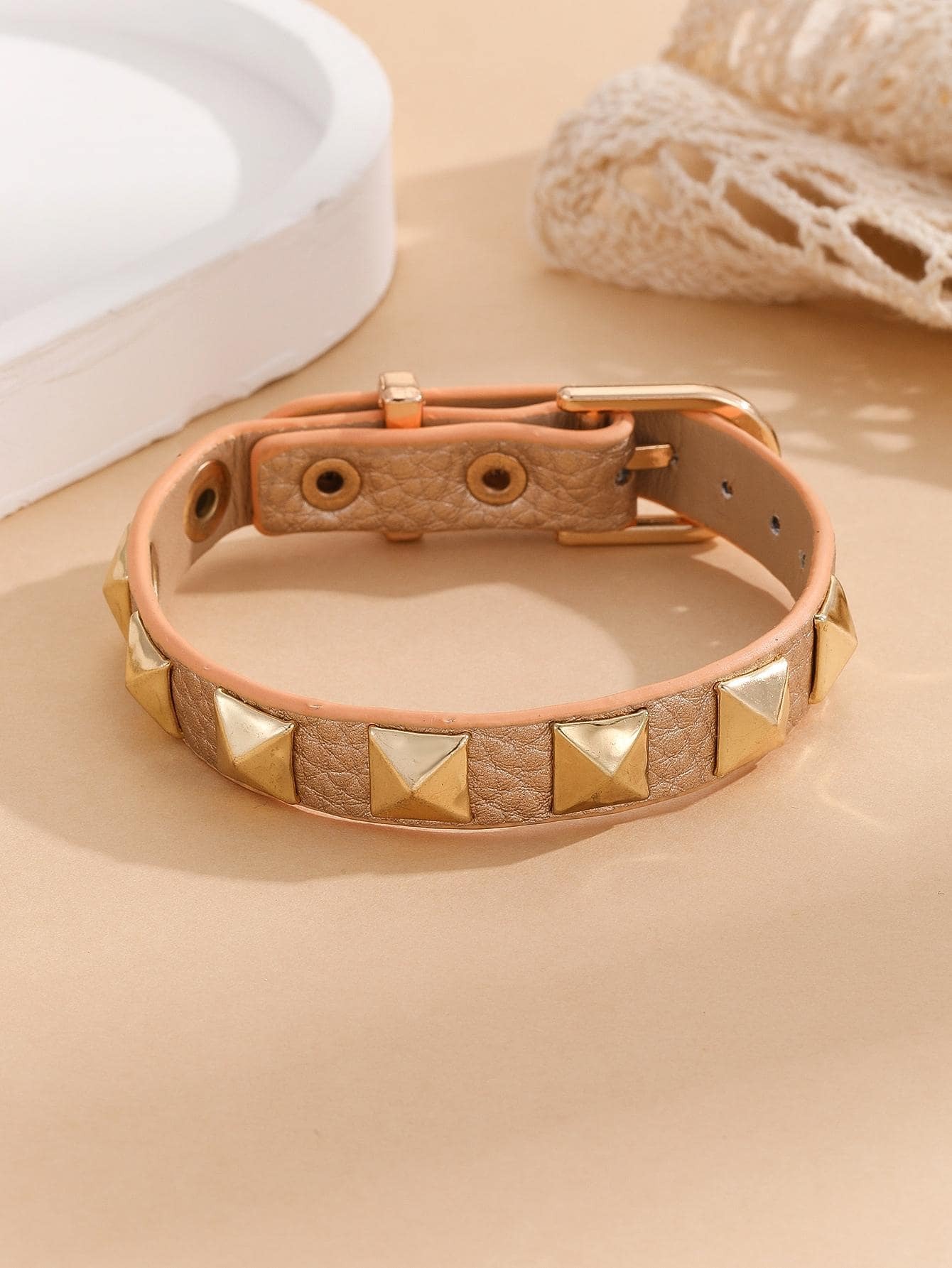 1pc Women's Rocker Pu Leather Triangle Rivet Motorcyle Bracelet - Image 3