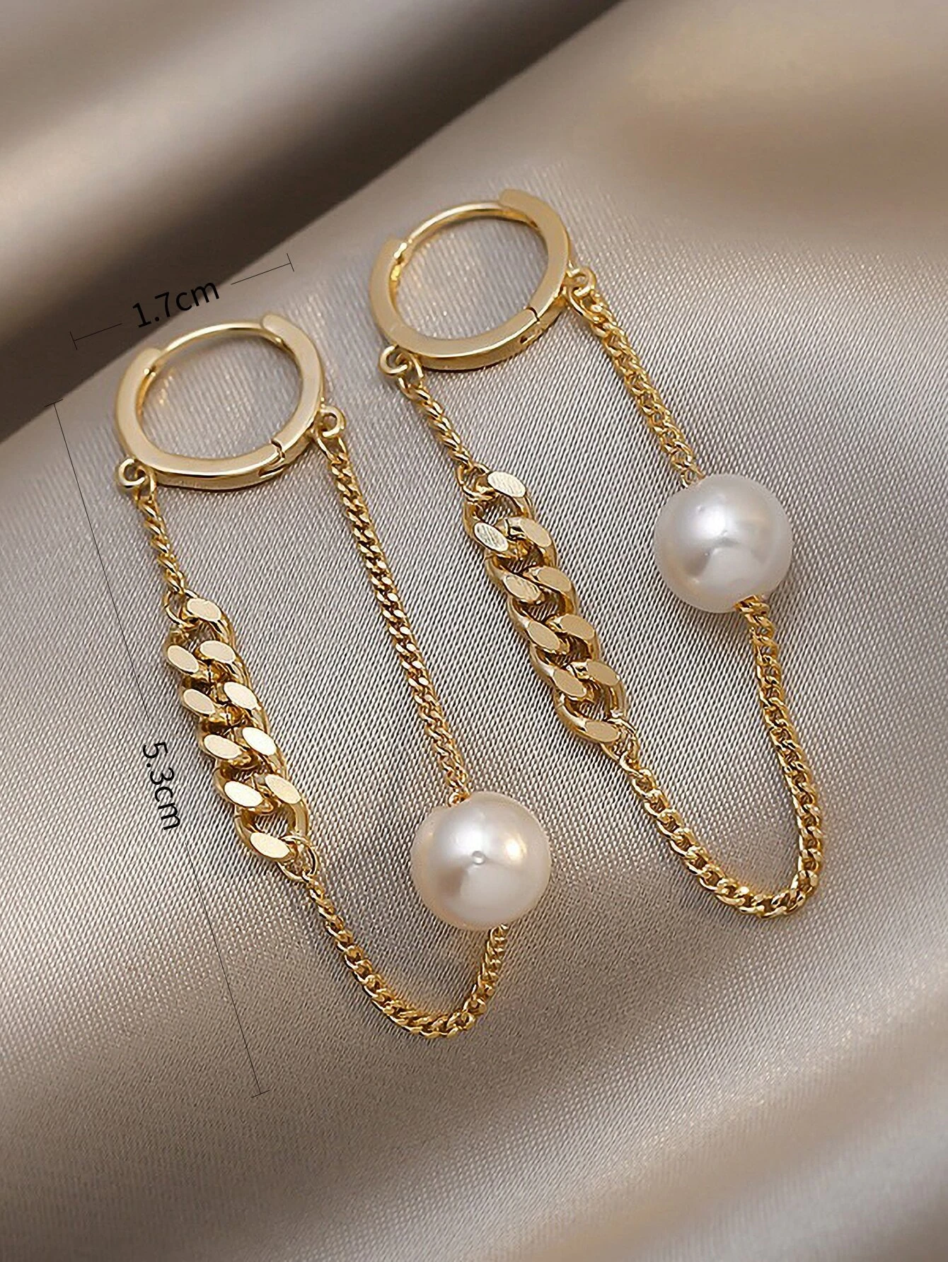 Andkiss Faux Pearl & Chain Decor Earrings - Image 4