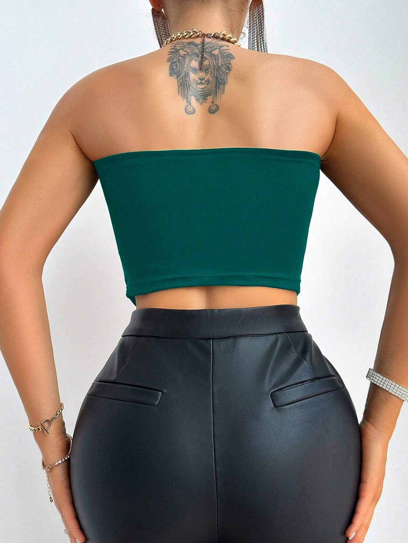 SHEIN Allurite 1pc Women Elegant Sexy Solid Color Fitted Asymmetric Hem Bandeau Top - Image 2